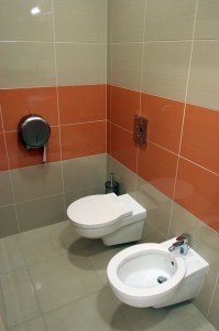 Kabina sanitarna i przebieralnia dla pacjentek Kabina sanitarna i przebieralnia dla pacjentek